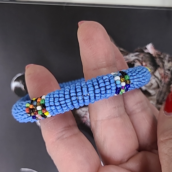 Bangle Bracelet Blue Colorful Beaded Stackable Lightweight Bohemian African Rare - Picture 4 of 4